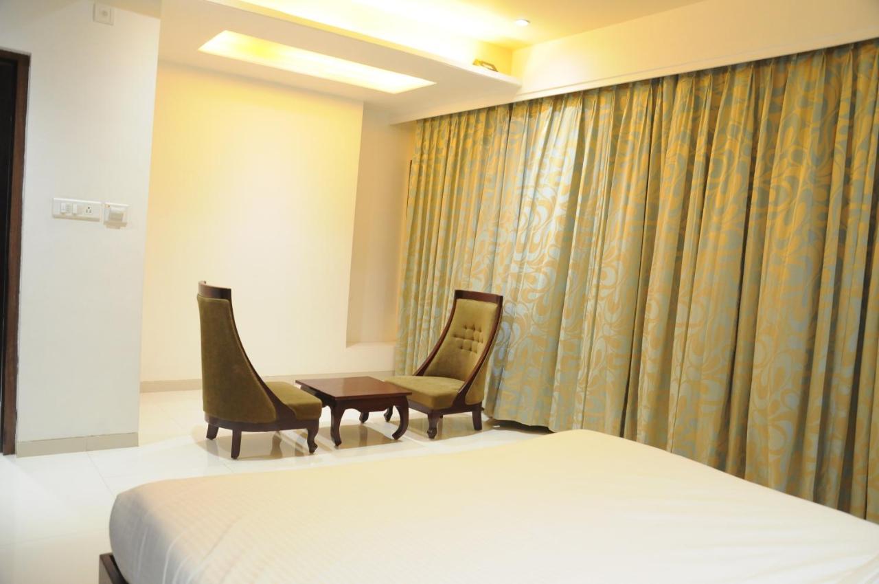 Hotel City Heart Shirdi Zimmer foto