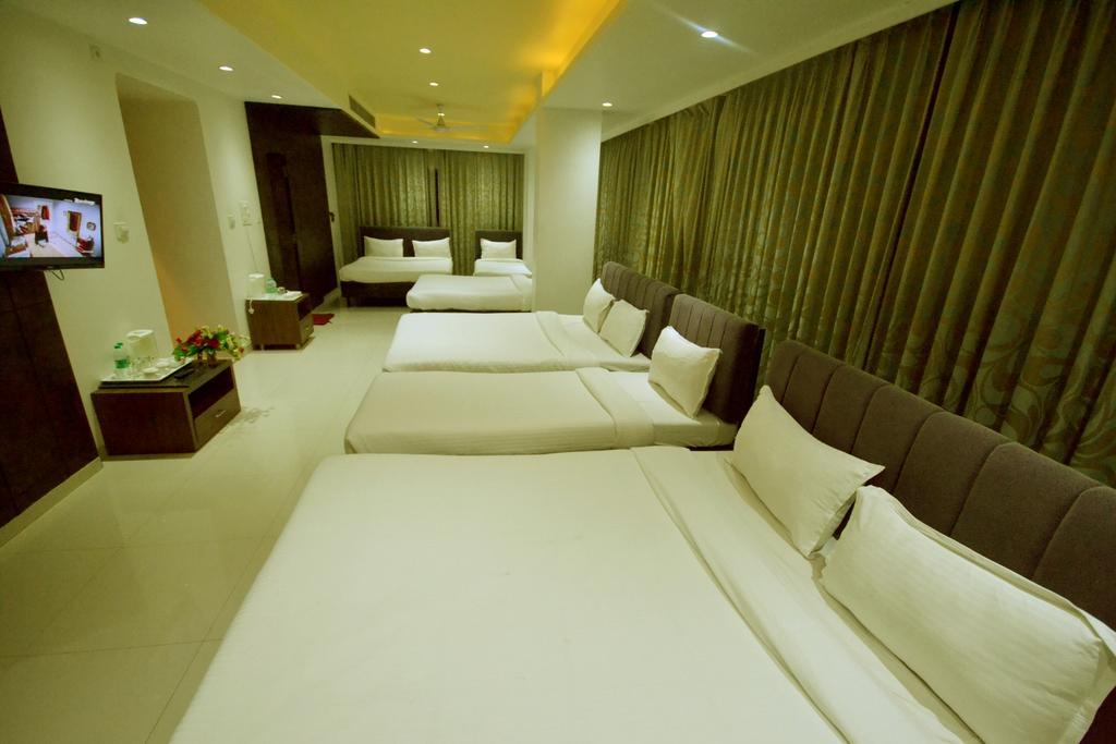 Hotel City Heart Shirdi Exterior foto
