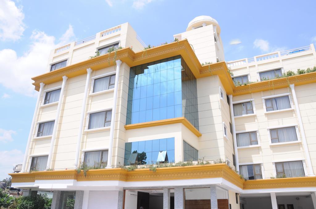 Hotel City Heart Shirdi Exterior foto