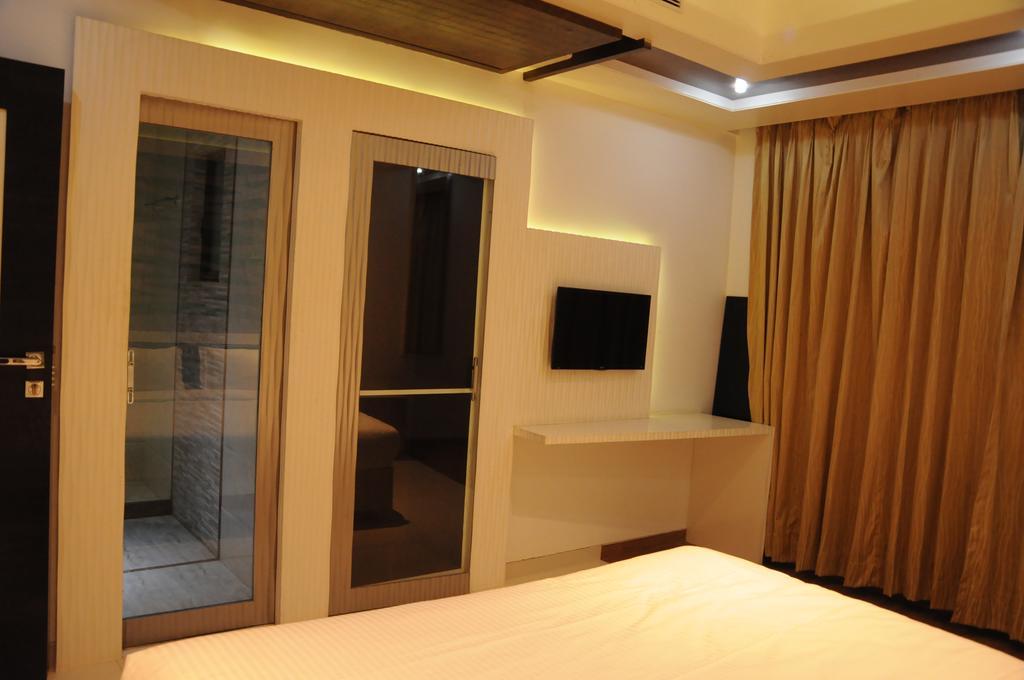 Hotel City Heart Shirdi Exterior foto